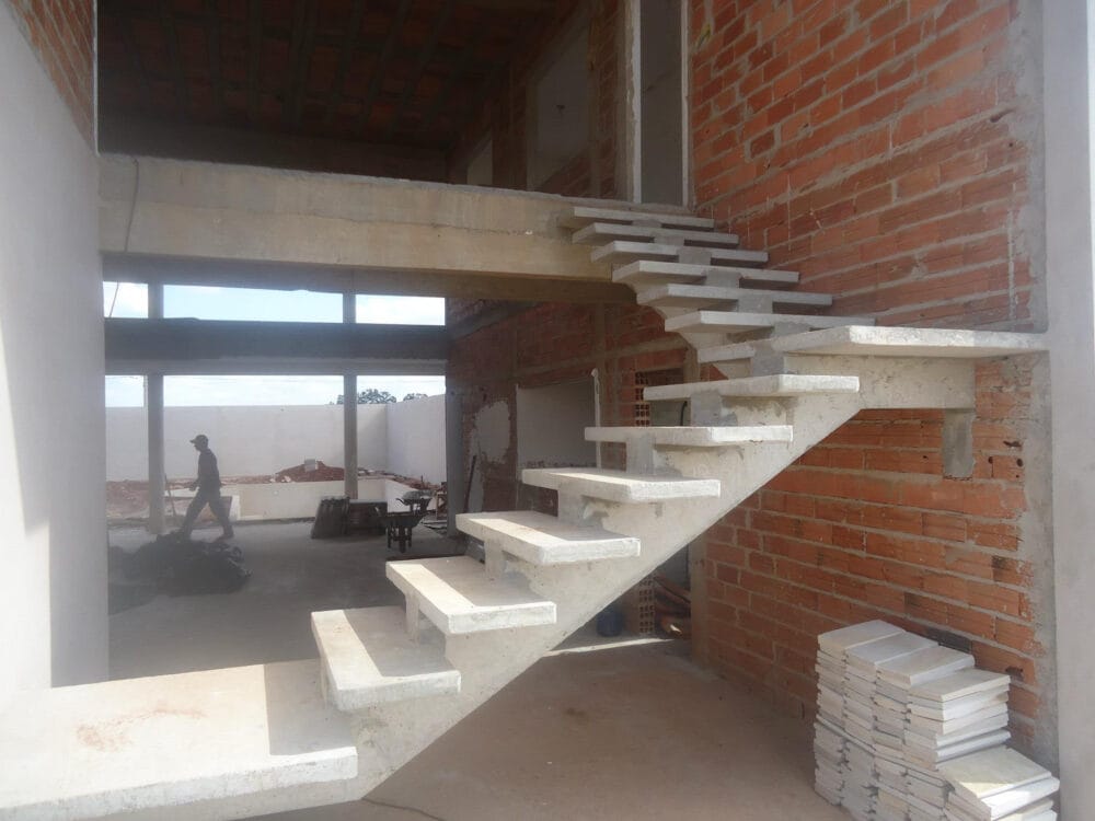 Escadas de Concreto com Viga Central ou Espinha de peixe - Image 3